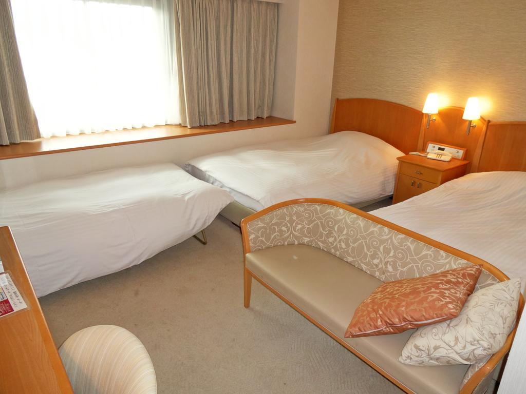 Kobe Luminous Hotel מראה חיצוני תמונה