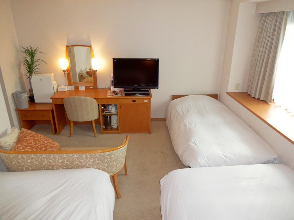 Kobe Luminous Hotel מראה חיצוני תמונה